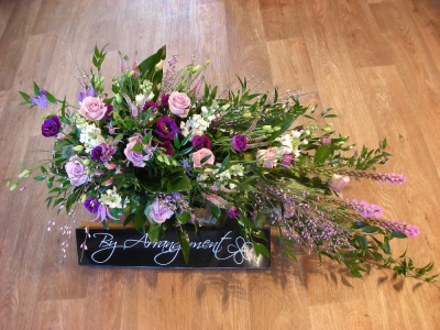 Single ended purple - Single ended arrangement in shades of purple flowers, flower may vary.