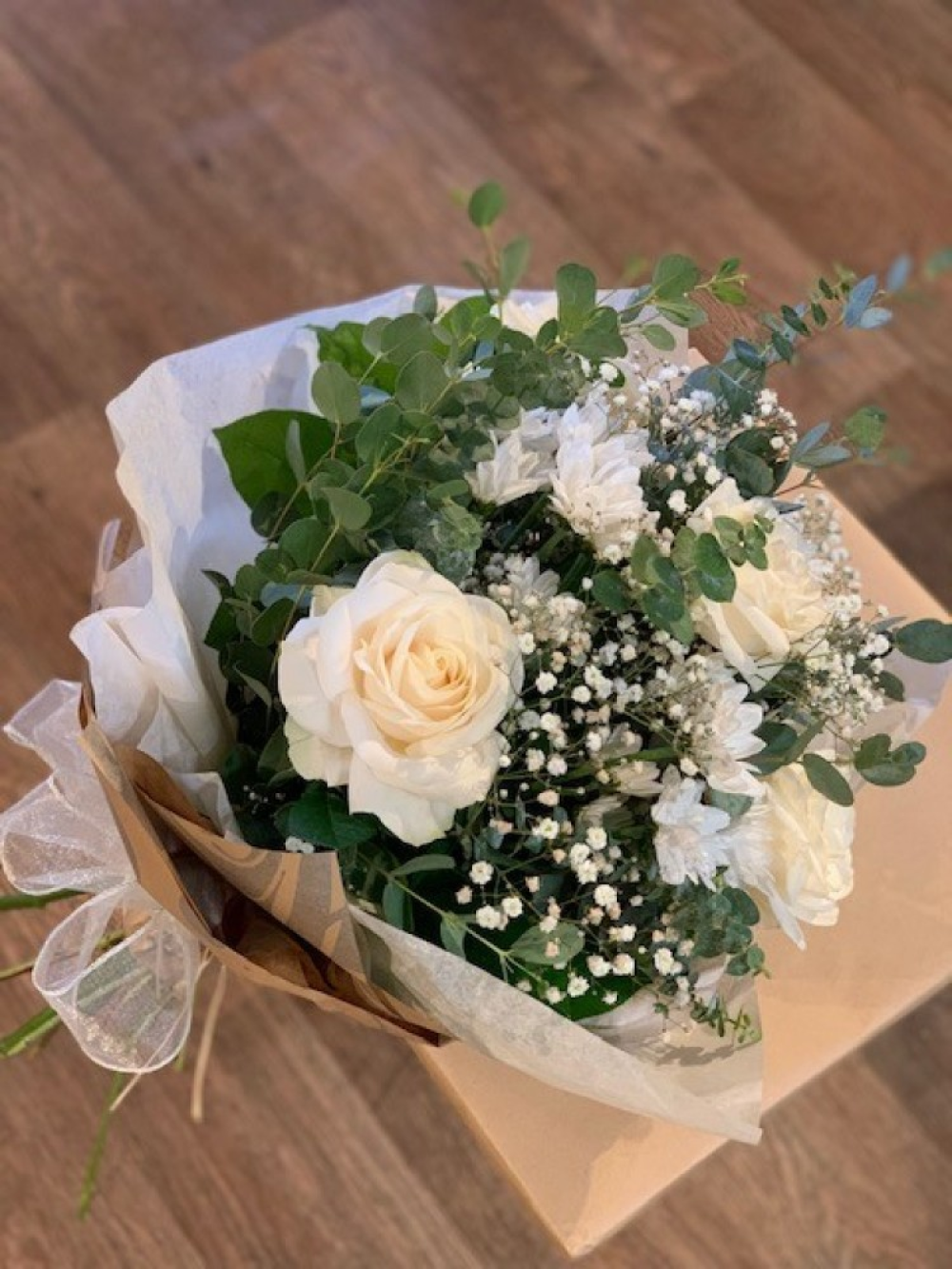Krystabelle (White bouquet "BELLE" range)