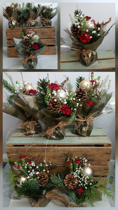 Christmas Party Posies Set of 5 - Please note that I would require 3 to 4 days notice on these items. The perfect addition to any Christmas party, set the scene with these sweet table arrangements. All colours and styles are available, Glitzy, Traditional, Natural, Winter whites, Warm golds the list is endless. Please put in the special requests box your preferred colours. The price includes 5 posies. If you require a larger amount please call on 023 92520123