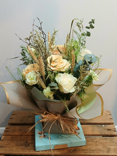 Natural Style Posy and Chocolates - Flowers and chocolates delivered from By Arrangement in Gosport. Flowers for all occasions. Same Day Flower Delivery.