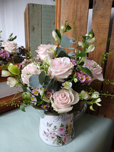 Sweet Jug Arrangement - Mother's Day flowers Gosport. Local florist Gosport, Lee on Solent, Stubbington. Order flowers for Mother's Day delivery. Same day flower delivery Fareham